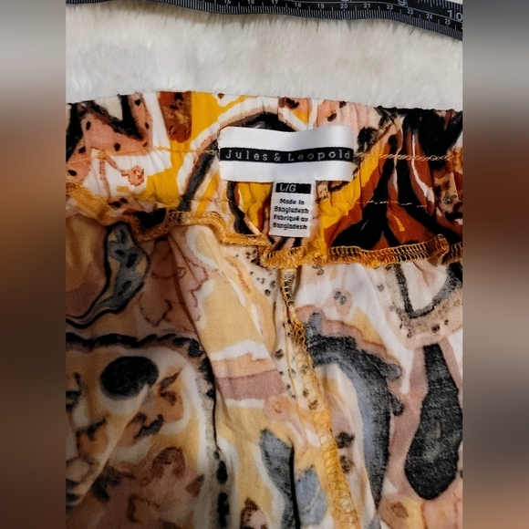 Jules & Leopold Comfy Flowy Paisley Floral Pants - Picture 9 of 11